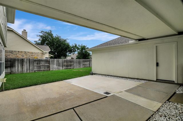 7802 Autumn Hollow Lane, Houston, TX 77041