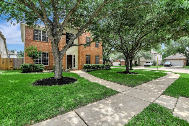 7802 Autumn Hollow Lane, Houston, TX 77041