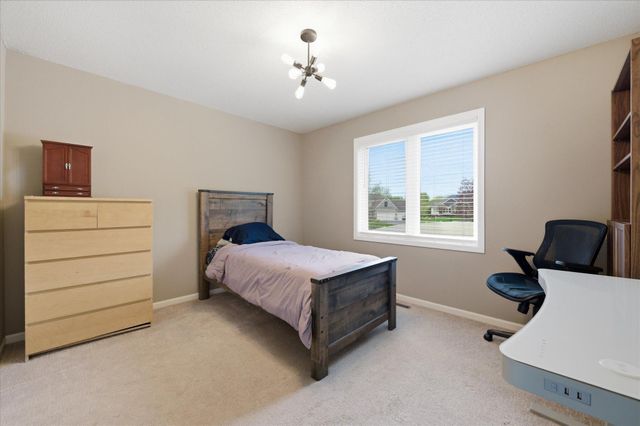 17795 Idawood Path, Lakeville, MN 55044