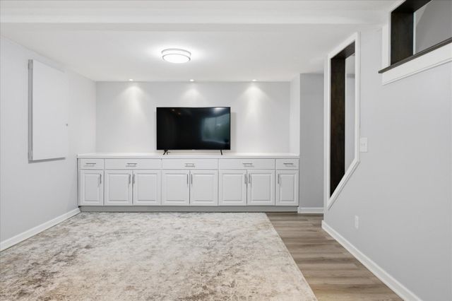 17795 Idawood Path, Lakeville, MN 55044