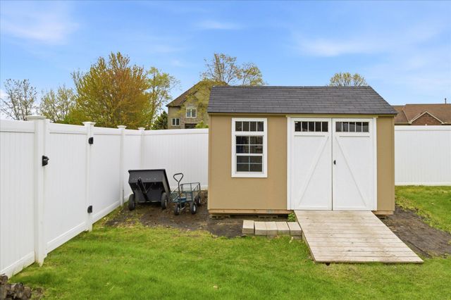 17795 Idawood Path, Lakeville, MN 55044
