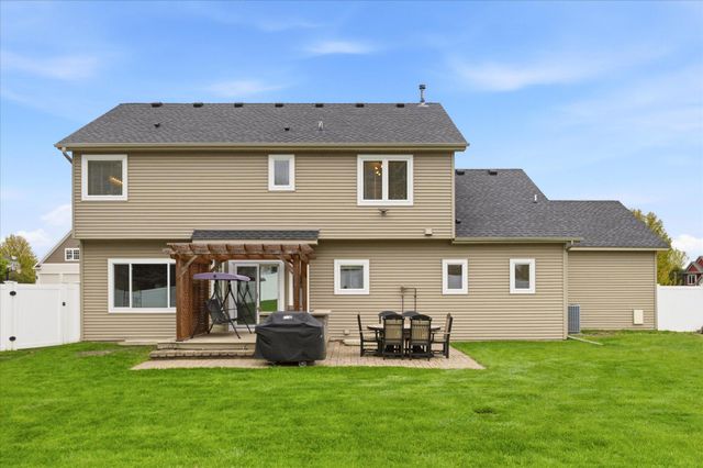 17795 Idawood Path, Lakeville, MN 55044