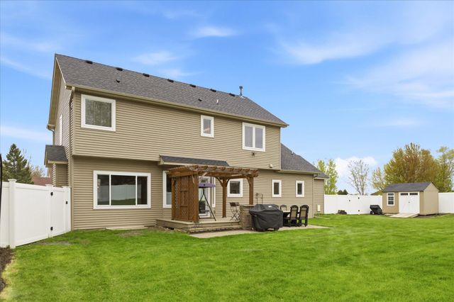 17795 Idawood Path, Lakeville, MN 55044