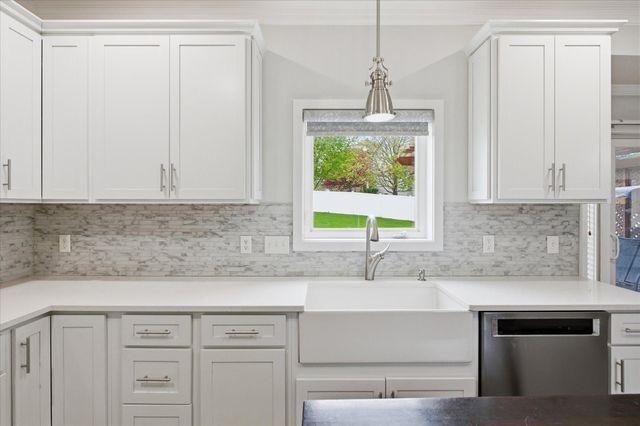 17795 Idawood Path, Lakeville, MN 55044