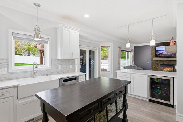17795 Idawood Path, Lakeville, MN 55044