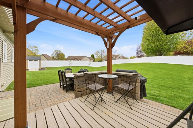 17795 Idawood Path, Lakeville, MN 55044