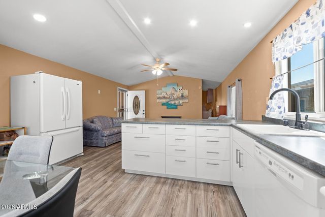 17200 W BELL Road 1677, Surprise, AZ 85374