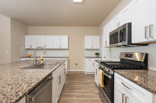 605 Silver Wing DR, Austin, TX 78725