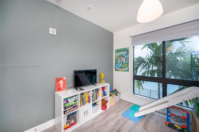 4640 NW 84th Avenue 12, Doral, FL 33166