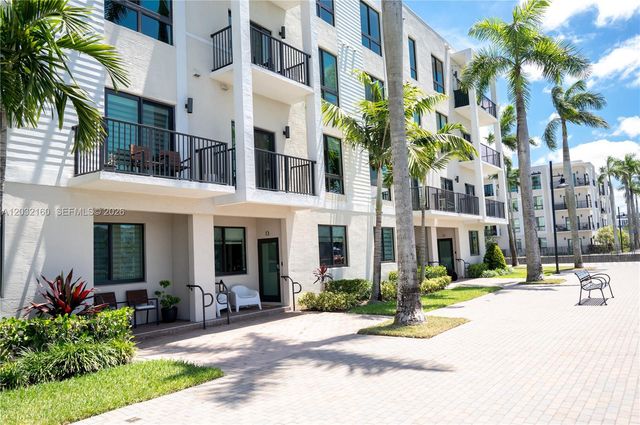 4640 NW 84th Avenue 12, Doral, FL 33166