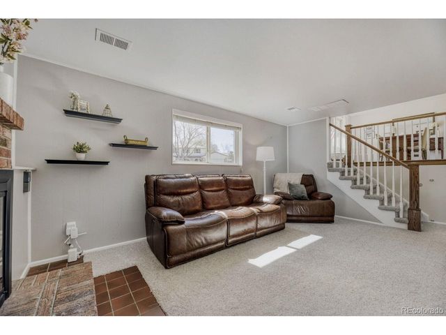 6361 S Ash Ct, Centennial, CO 80121