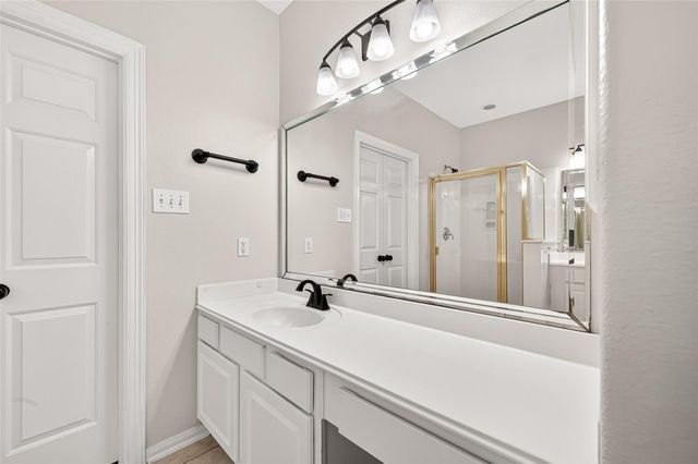 12823 Mossy Ledge Drive, Tomball, TX 77377