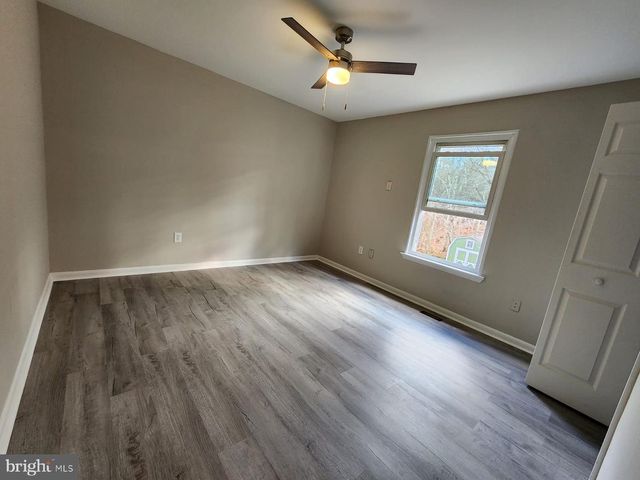 5625 REARDON LN, Woodbridge, VA 22193