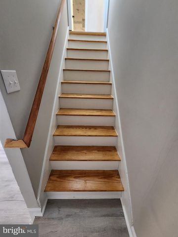 5625 REARDON LN, Woodbridge, VA 22193