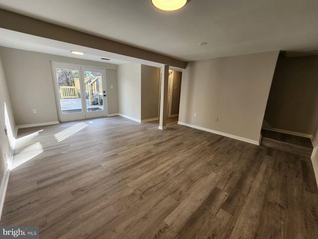 5625 REARDON LN, Woodbridge, VA 22193