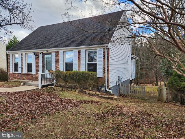 5625 REARDON LN, Woodbridge, VA 22193