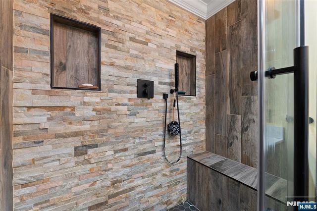 330 Hickory Street, Twp Of Washington, NJ 07676