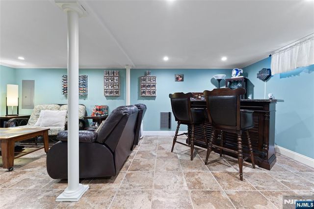 330 Hickory Street, Twp Of Washington, NJ 07676