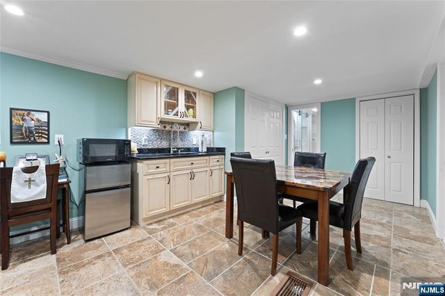 330 Hickory Street, Twp Of Washington, NJ 07676