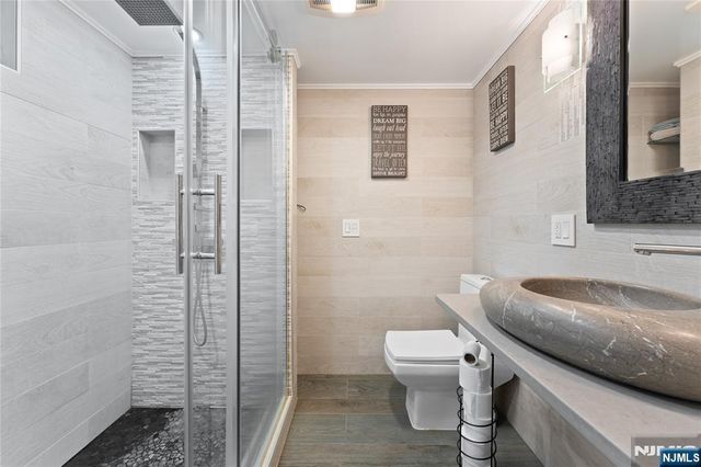 330 Hickory Street, Twp Of Washington, NJ 07676