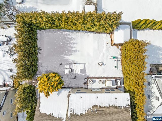 330 Hickory Street, Twp Of Washington, NJ 07676