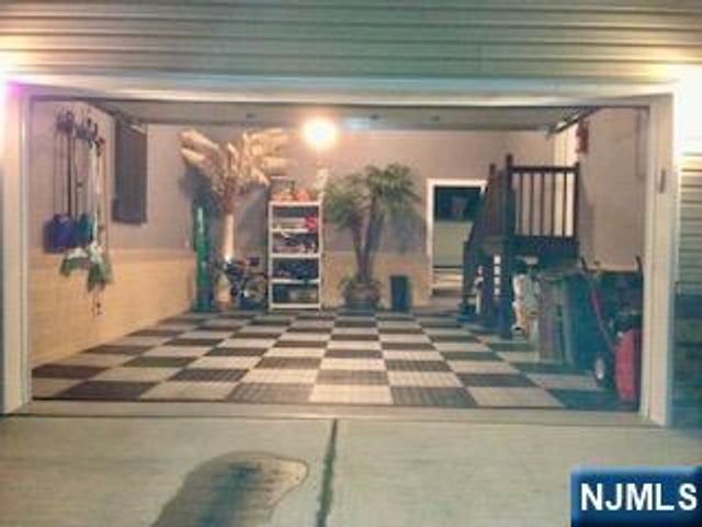 330 Hickory Street, Twp Of Washington, NJ 07676