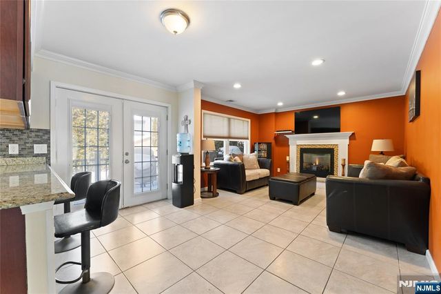 330 Hickory Street, Twp Of Washington, NJ 07676