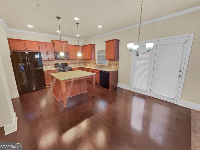 690 Collingsworth Lane, Lawrenceville, GA 30043