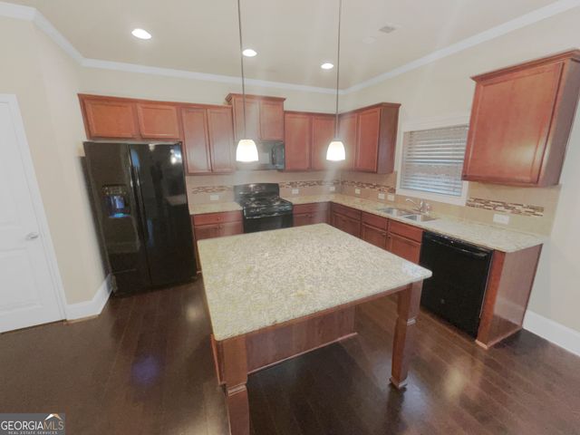 690 Collingsworth Lane, Lawrenceville, GA 30043