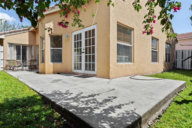 4931 SW 152nd Avenue, Miramar, FL 33027