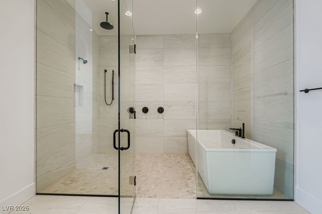 10964 Rossa Peak Avenue, Las Vegas, NV 89135