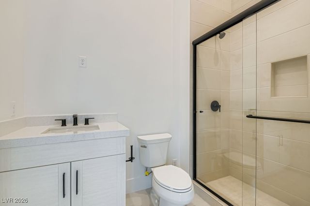 10964 Rossa Peak Avenue, Las Vegas, NV 89135