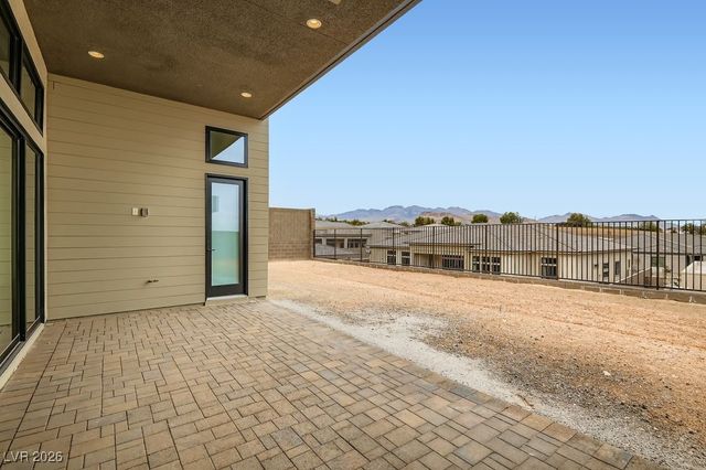 10964 Rossa Peak Avenue, Las Vegas, NV 89135