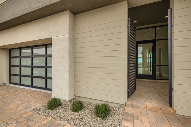 10964 Rossa Peak Avenue, Las Vegas, NV 89135