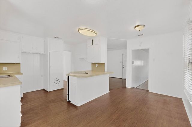 11122 Stallcup Drive, Dallas, TX 75228