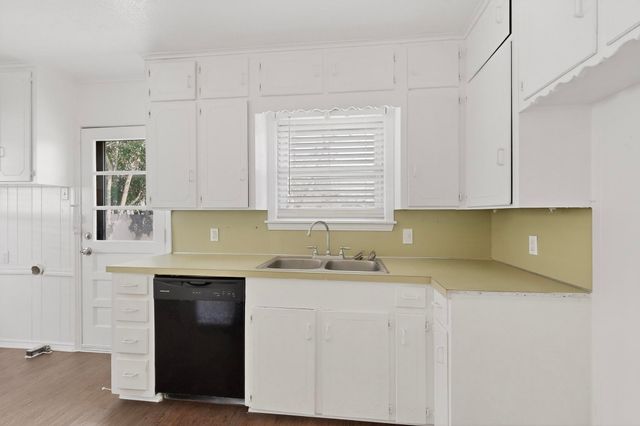 11122 Stallcup Drive, Dallas, TX 75228