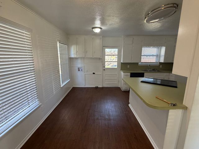 11122 Stallcup Drive, Dallas, TX 75228