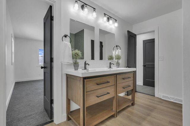 6953 Taylor Road SW, Reynoldsburg, OH 43068