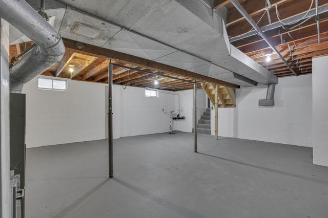 6953 Taylor Road SW, Reynoldsburg, OH 43068