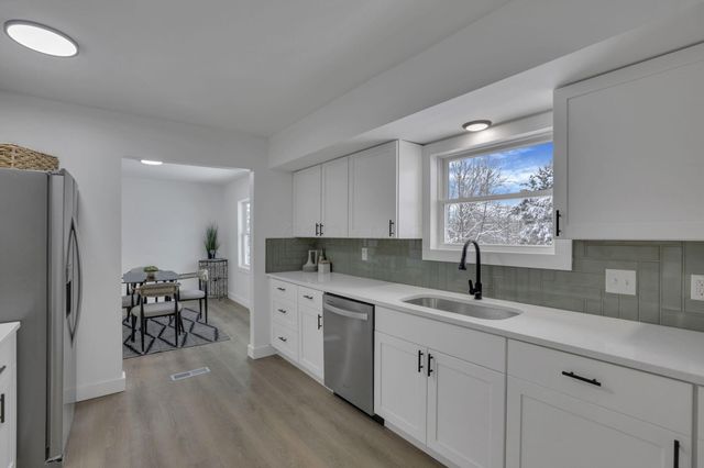 6953 Taylor Road SW, Reynoldsburg, OH 43068