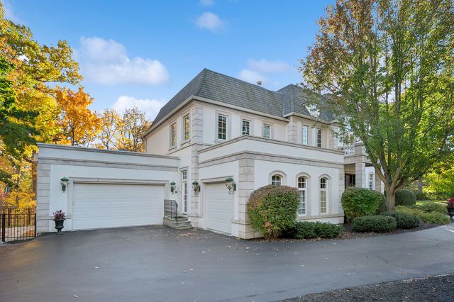 130 Maple Hill Road, Glencoe, IL 60022