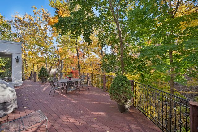 130 Maple Hill Road, Glencoe, IL 60022