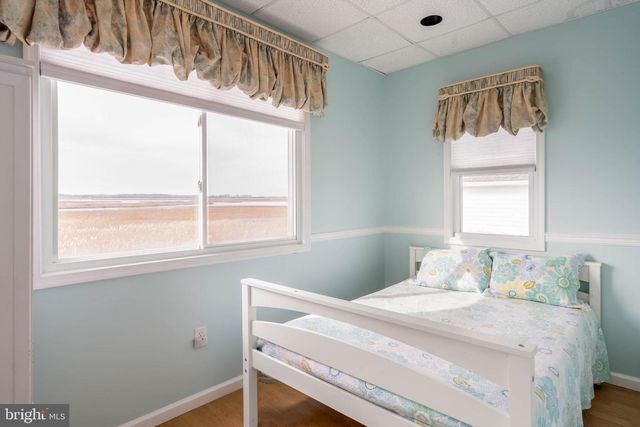 9248 SHORE DR, Milford, DE 19963