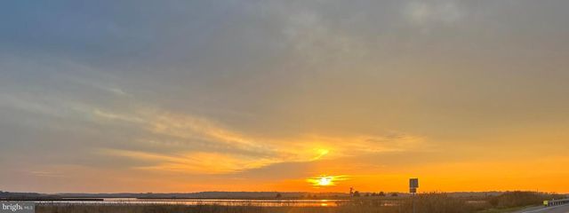 9248 SHORE DR, Milford, DE 19963