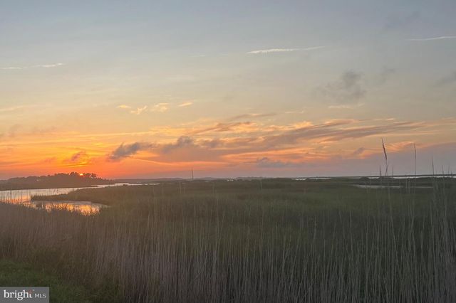 9248 SHORE DR, Milford, DE 19963