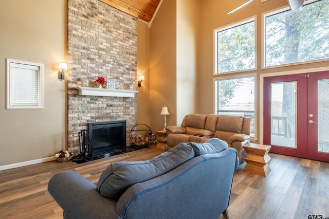 211 CR 3119, Jacksonville, TX 75766