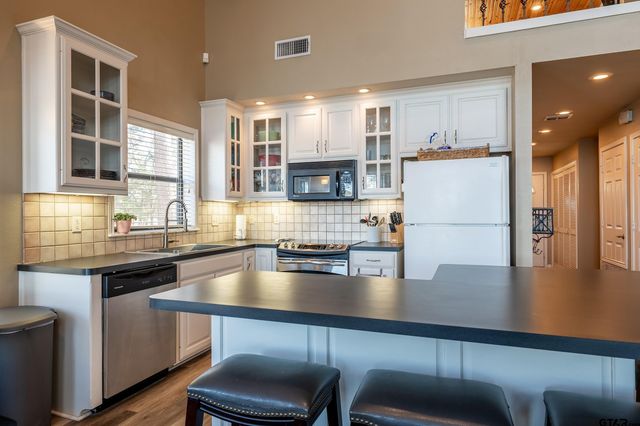 211 CR 3119, Jacksonville, TX 75766