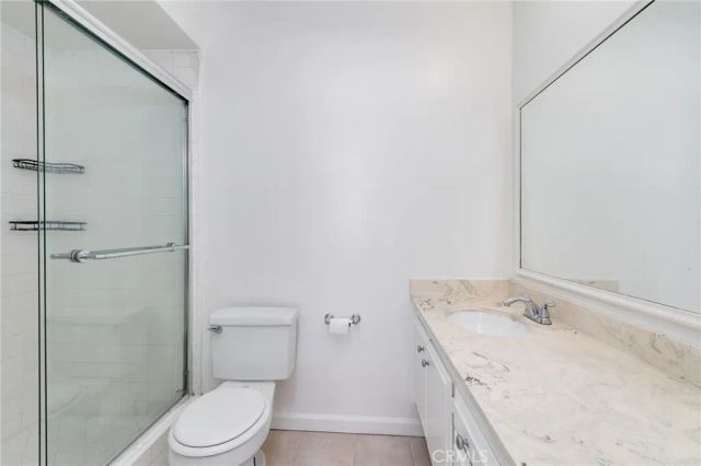 1122 9th 8, Santa Monica, CA 90403