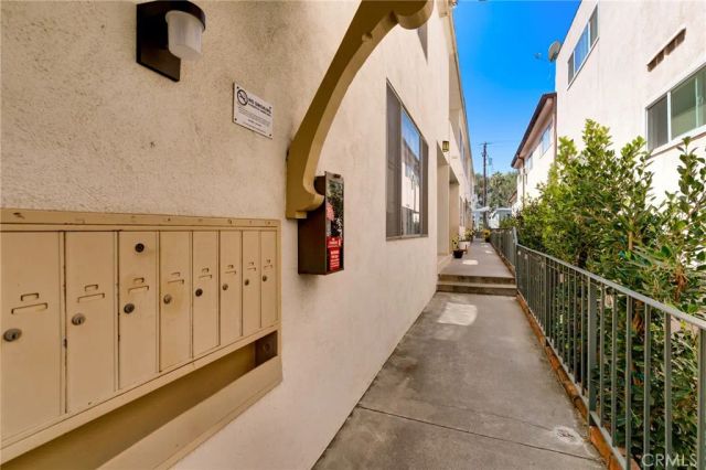 1122 9th 8, Santa Monica, CA 90403