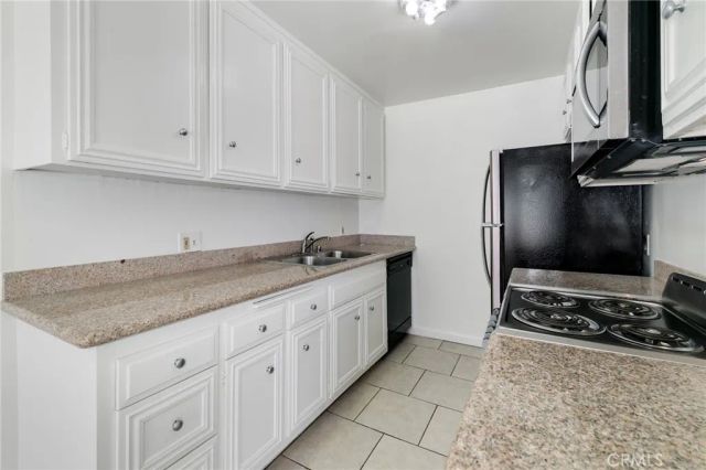 1122 9th 8, Santa Monica, CA 90403